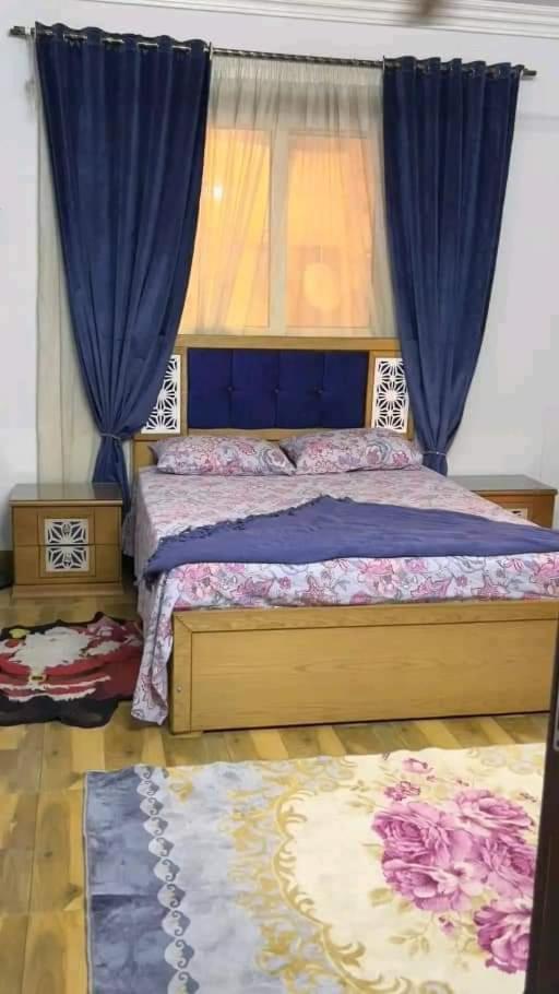 عباس العقاد